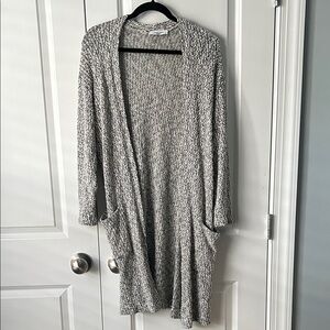 Carly Jean Black and White marbled Knit Duster Cardigan with pockets